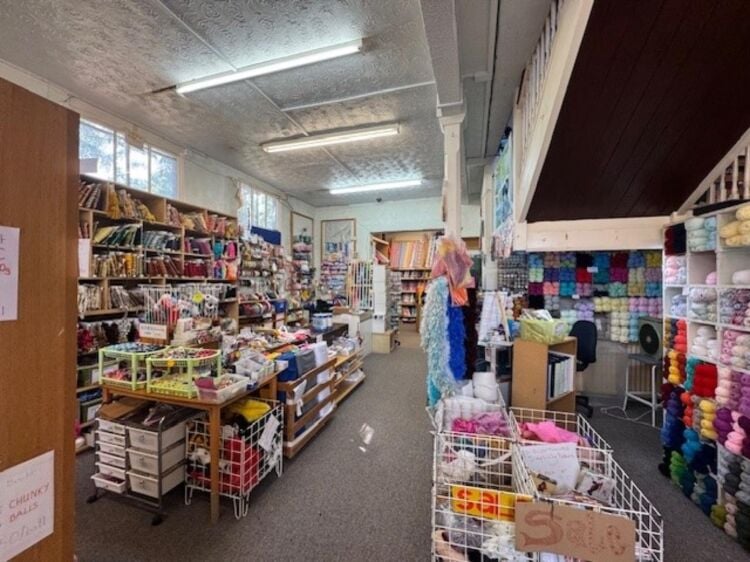 Leasehold Fabrics & Haberdashery Business Located In Leamington Spa Photo 2