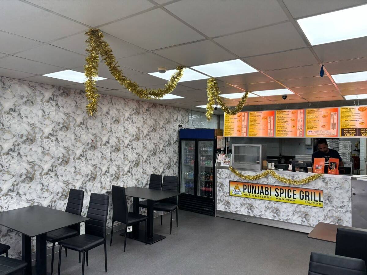 Well-known, Fully Fitted Hot Foot Takeaway Business, with 3-bedroom residential accommodation