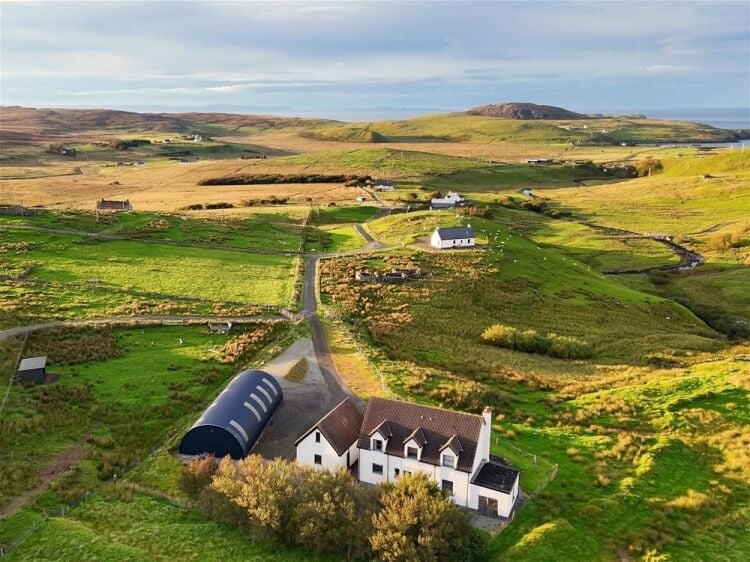 Hilltop House and Agricultural Building