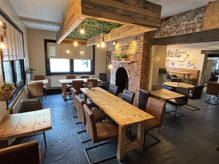 Restaurants For Sale in Whitchurch Photo 2