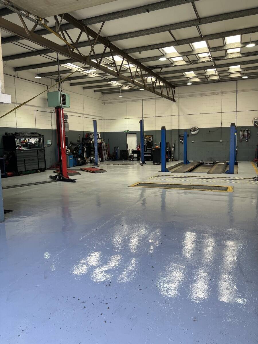 Established MOT Centre and Repair Garage In Swindon Photo 2