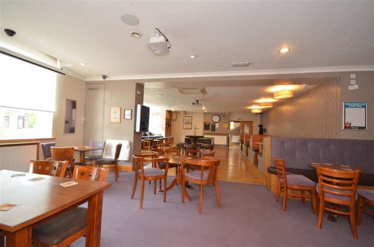 Licenced Trade, Pubs & Clubs For Sale in Wellingborough Photo 2