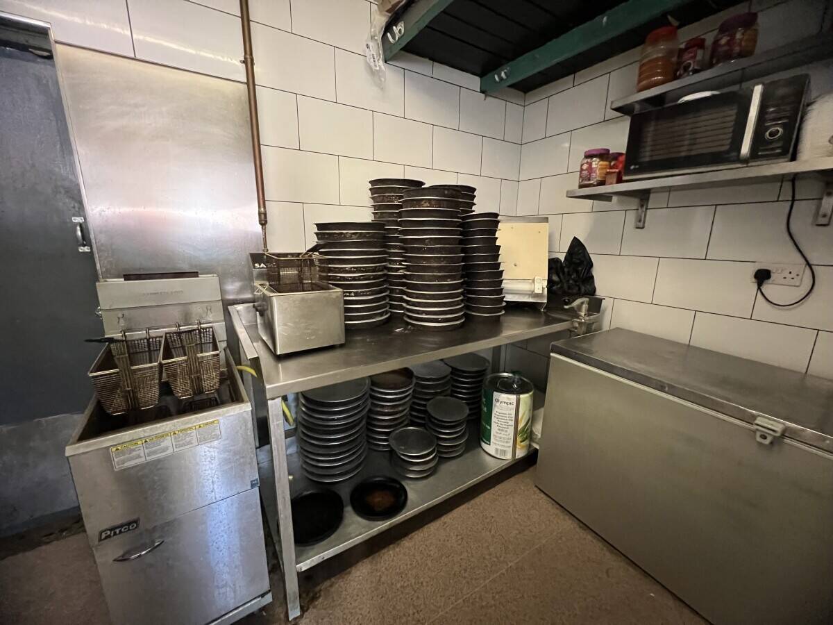 Established and Thriving Pizzeria For Sale &ndash; Hartlepool Photo 3