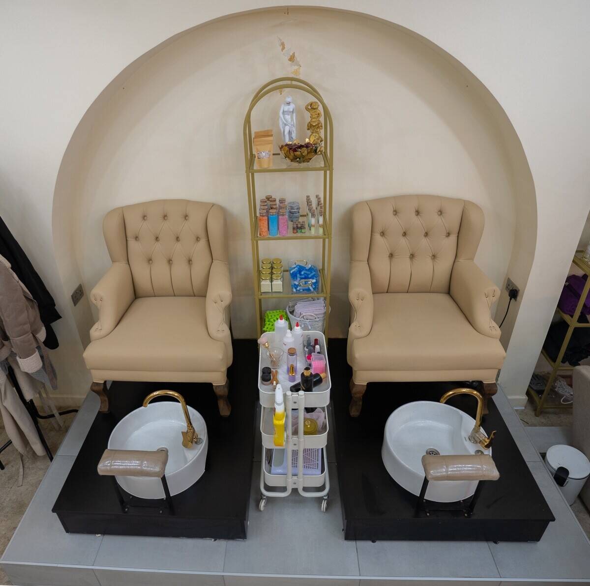Hair & beauty salon in the heart of Balham Photo 2