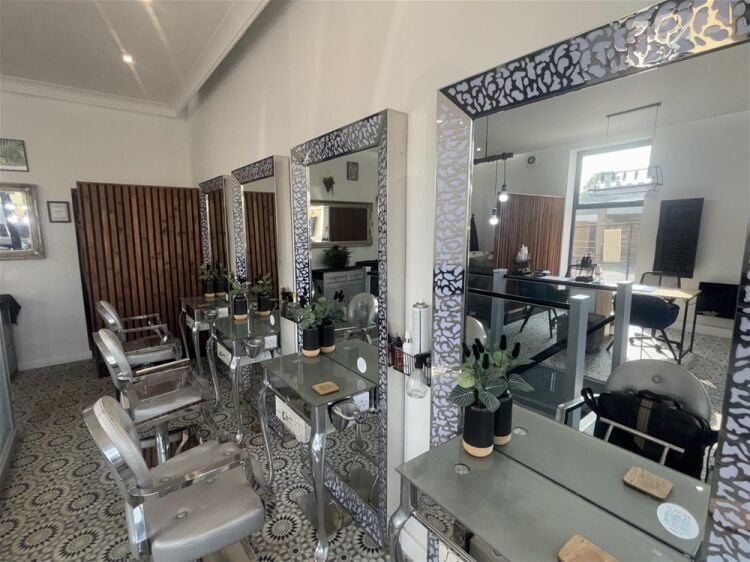 Beauty, Therapy & Tanning For Sale in Cleckheaton