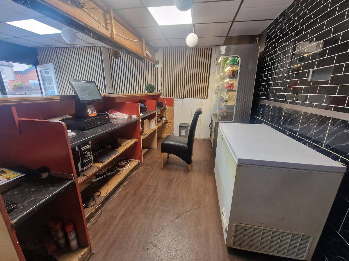 Indian and south indian takeaway shop in Woodlands DONCASTER Photo 2