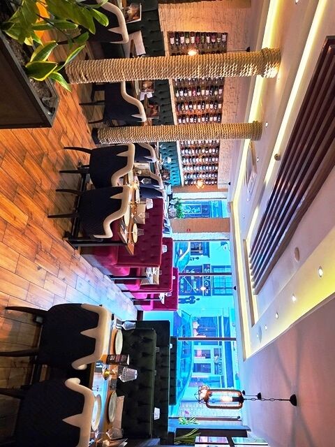 Fantastic Licensed Meze Restaurant Plus Cocktail Bar for Sale