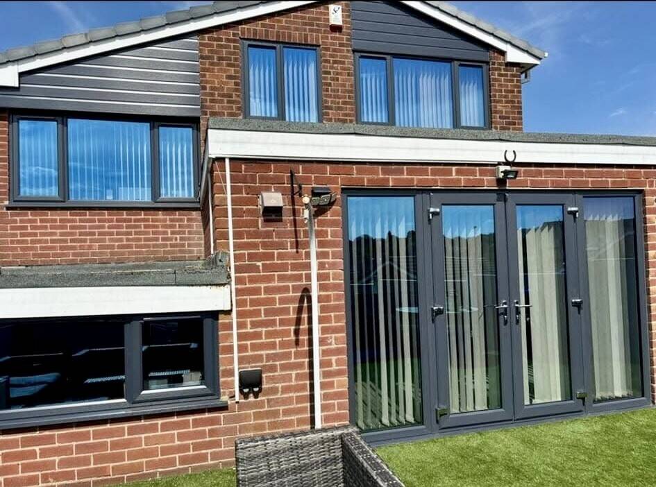 Established Double Glazing Manufacturer. Nottinghamshire. Relocatable. 'For Sale' Photo 2