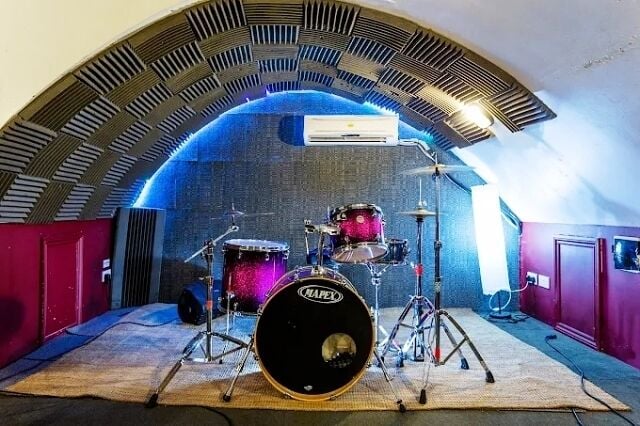 Music Rehearsal Studios 5 Rooms for Sale Photo 2