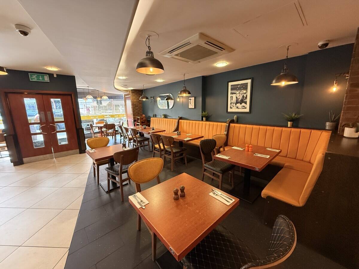 Cafe Bistro Restaurant For Sale in Petts wood