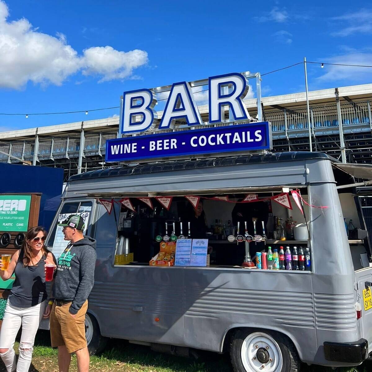 Profitable Relocatable Mobile Bar Business  Photo 2