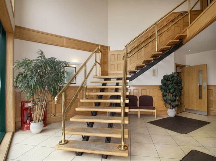 Miller House (Corporate Office) and Yards Photo 2