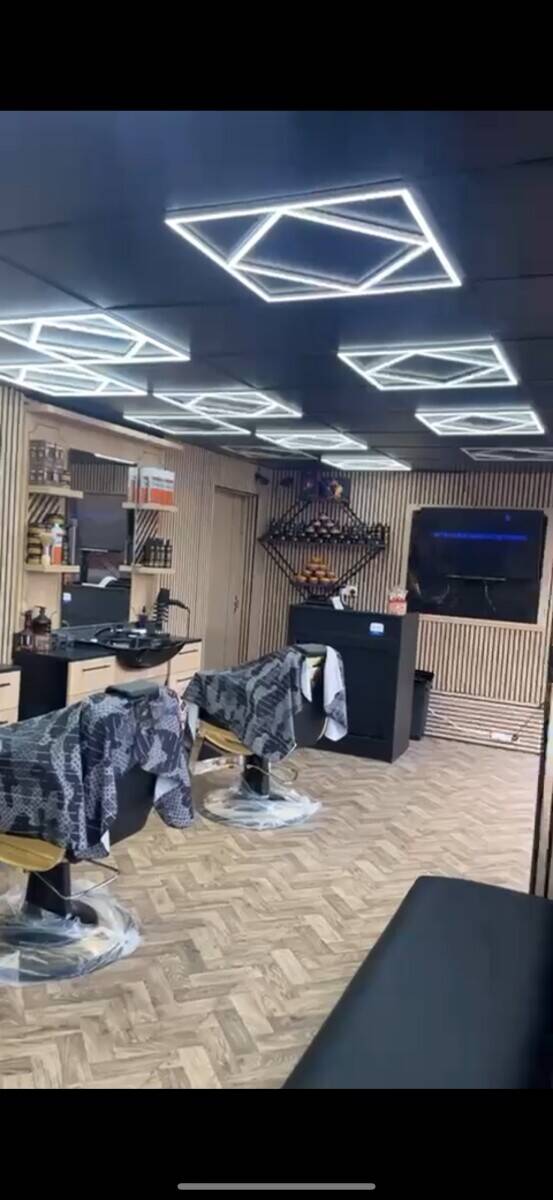 Prime location Barber shop for sale Photo 3