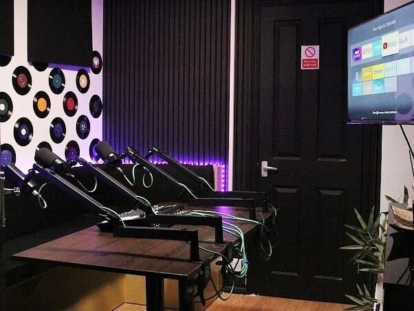 Recording Studio pod Casts  /   Interviews for Sale Photo 2