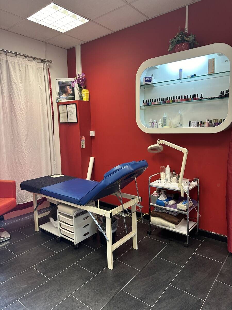 Established Hair and beauty salon for sale in Brecon, Powys