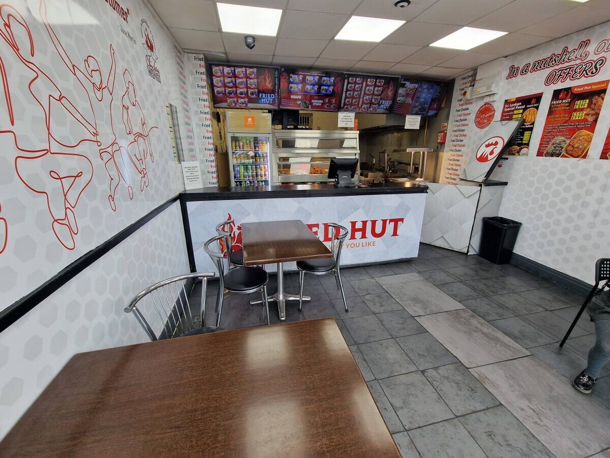Trading fast food takeaway shop in Prime location