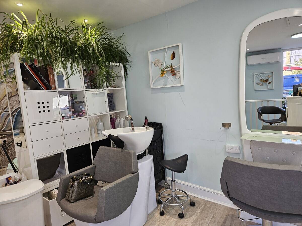 Hairdresser and Beauty business in Chiswick