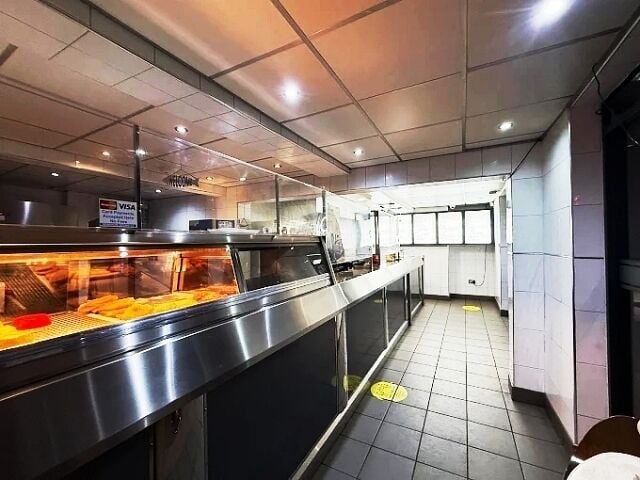 Fast Food Takeaway Specialising In Fish And Chips, Kebabs, Chicken And Burgers for Sale