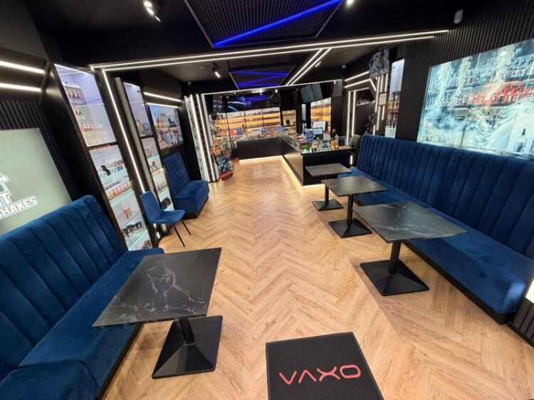 Turnkey Vape & Shake Bar in Nottingham’s Nightlife Hotspot!