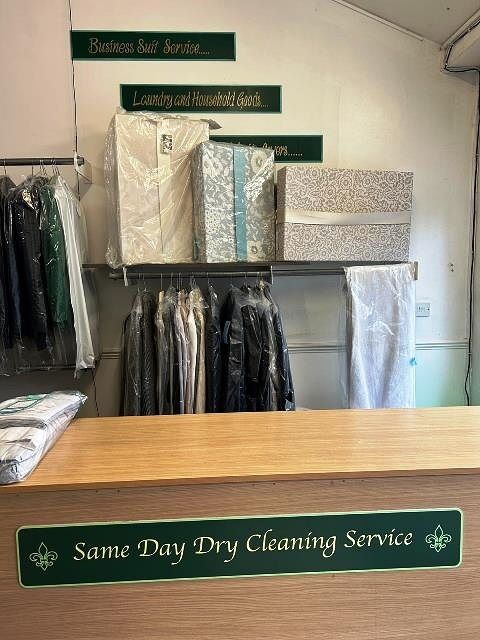 Dry Cleaners Plus Second Hand Clothes Shop for Sale Photo 2