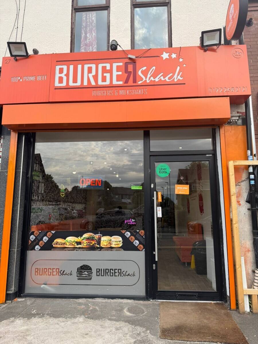 Fast food Dessert Takeaway shop for sale in Walsall Photo 2