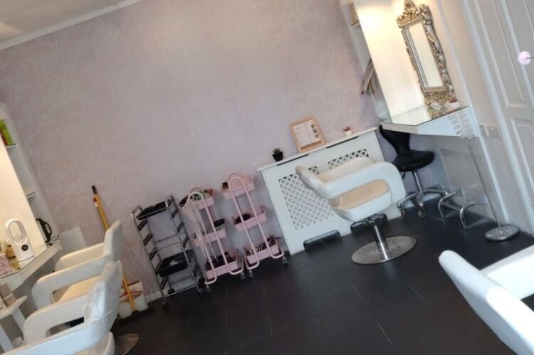 Hair & Beauty Salon - Cheshire