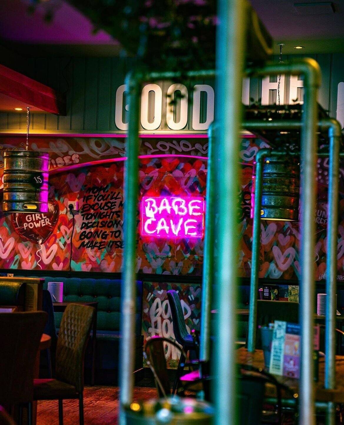 Restaurant & bar for sale in Southport prime location