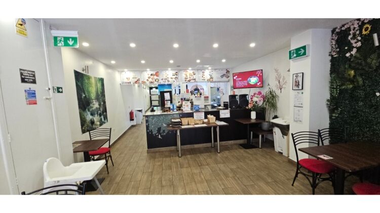 Thriving Asian Fusion Takeaway Offering Distinctive Japanese-Inspired Cuisine