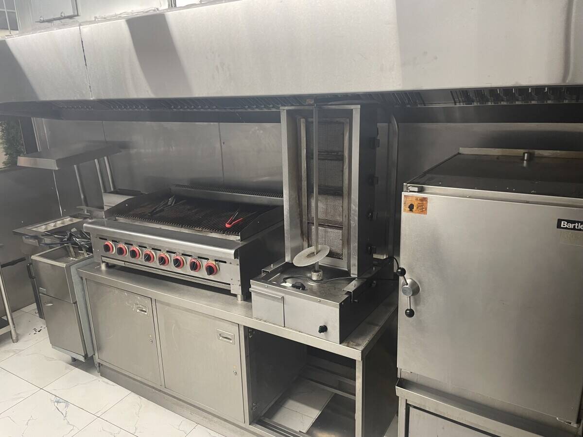 Royal kebab house & curry centre Photo 2