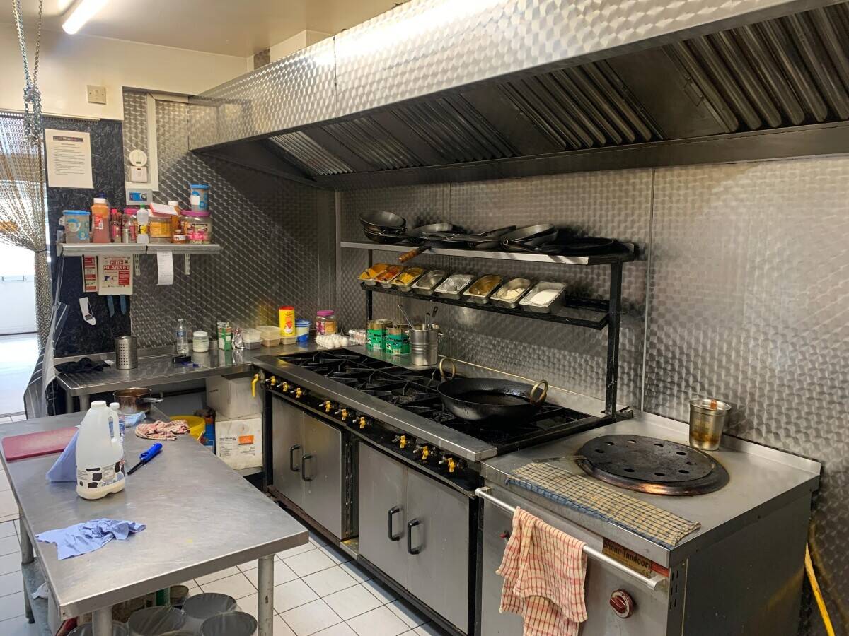 Takeaway business for sale in cardiff Photo 3