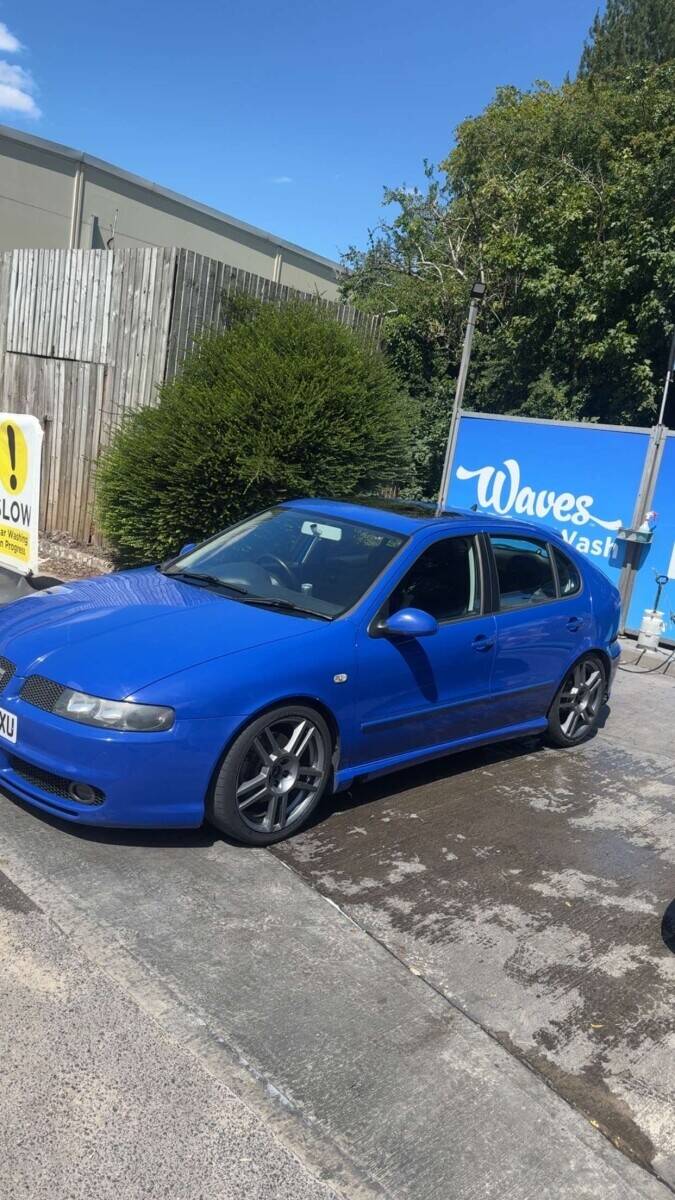 Tetbury waves hand car wash