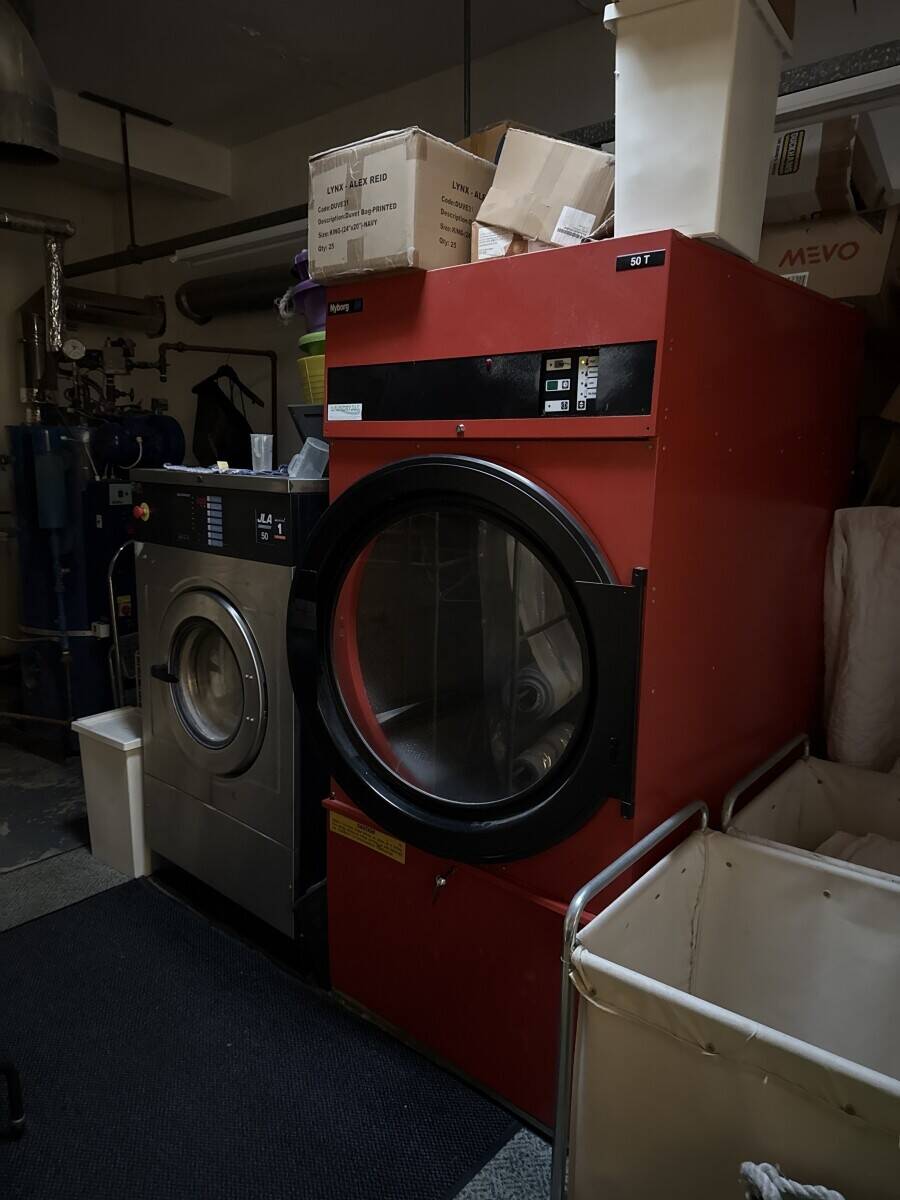 Drycleaning Shops For Sale in SW London Photo 2