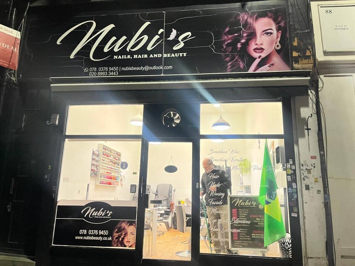 Beauty Salon for Sale – Prime Location – Strong Weekly Turnover