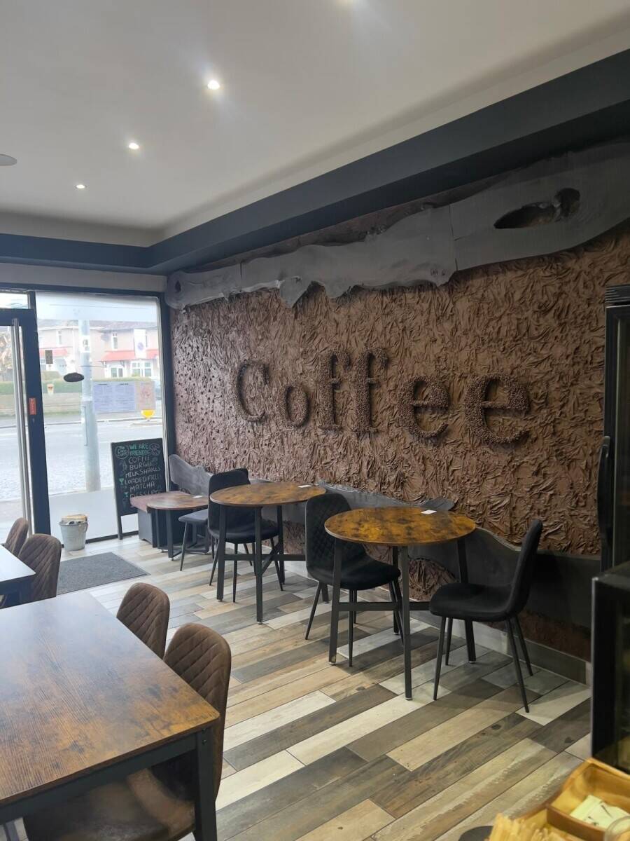 Street food Caf&eacute; for sale in Glasgow
