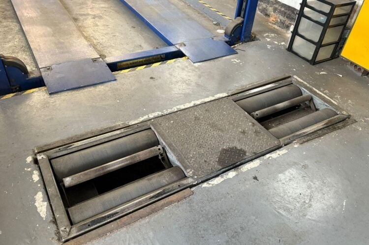 MOT Garage - Birmingham Photo 2