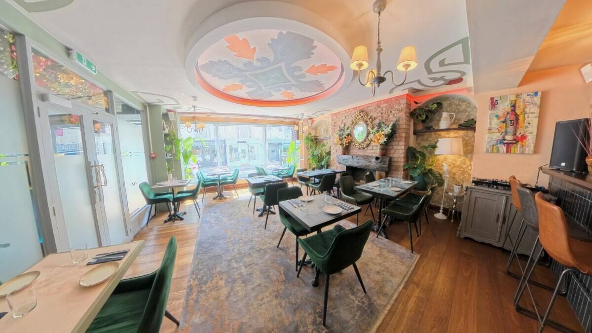 Fully Renovated Restaurant & Bar for Sale &ndash; Prime Leamington Spa Location