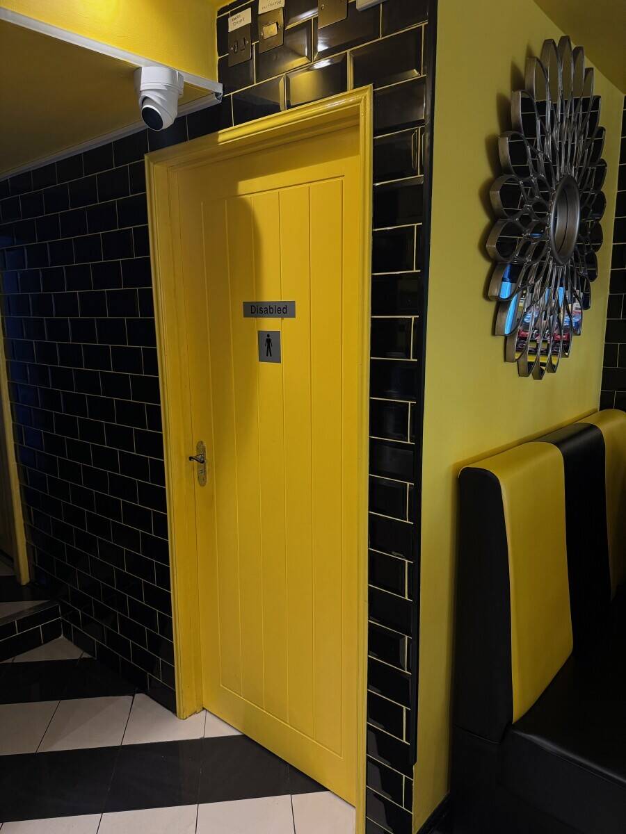 The Sunflower Caf&eacute; & Cr&ecirc;perie &mdash; Business For Sale