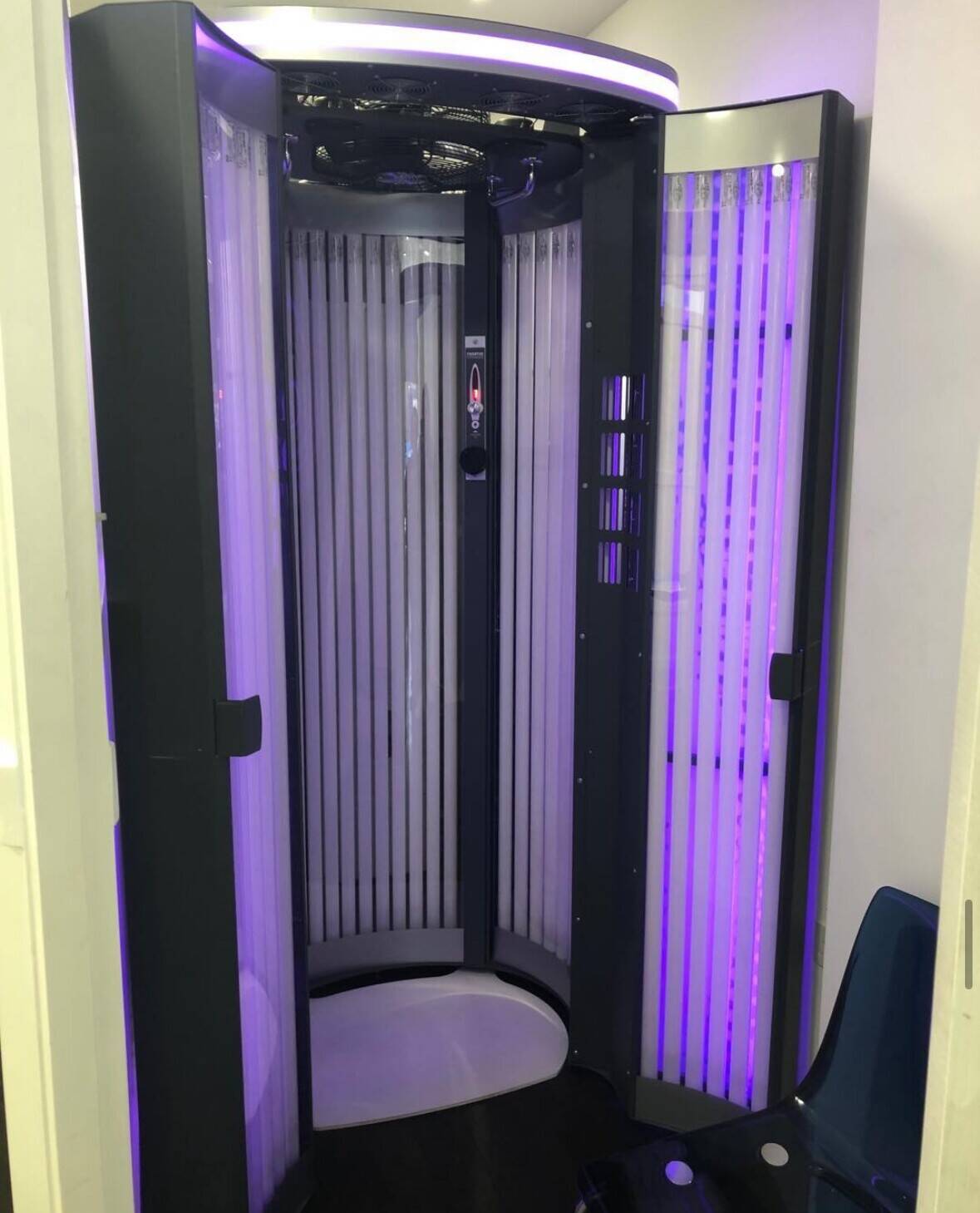 Waxing and laser clinic for sale in Kentish Town
