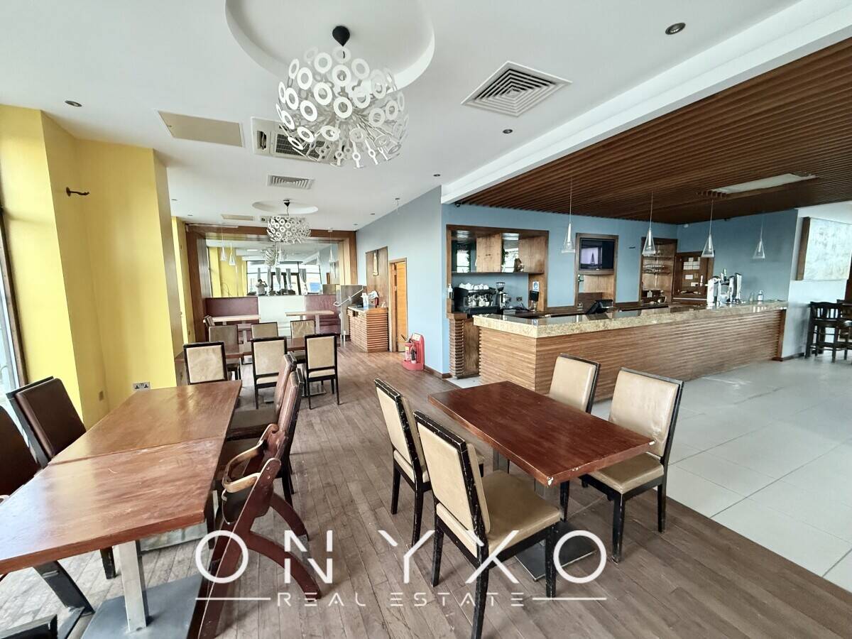 Fully Fitted Restaurant, Bar & Lounge TOLET in Northolt - Currently Closed Photo 2