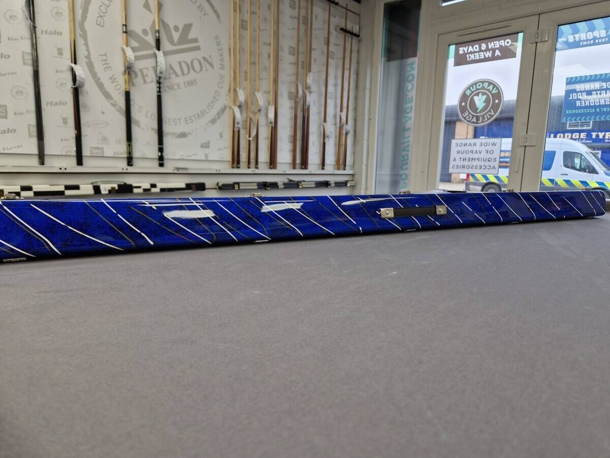 Handcrafted Fibreglass Cue Cases Manufactoring Photo 3