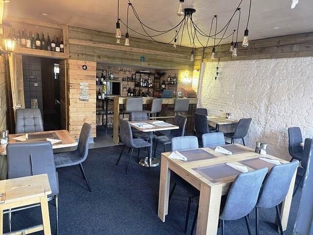 Licensed Family-run Turkish Restaurant for Sale