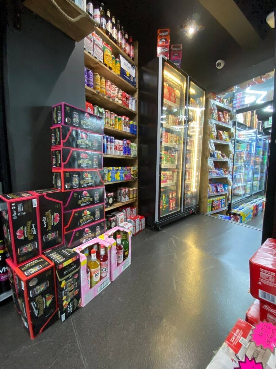 Off licence shop in Sheffield city centre
