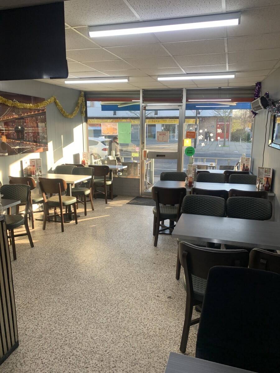 English Café for sale in Edmonton London Photo 2