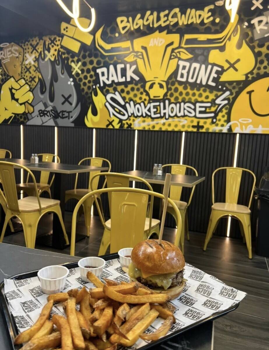 Popular Trendy Burger & Smokehouse for sale in Bedfordshire  Photo 3