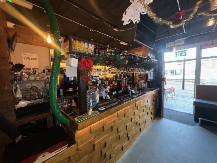 Licenced Trade, Pubs & Clubs For Sale in Leeds