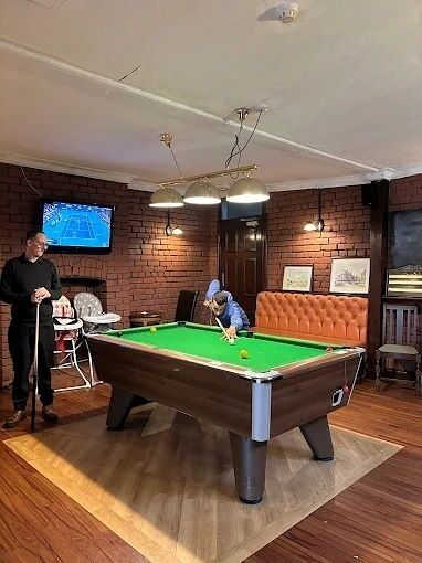 Bar And Restaurant With Full On Licence for Sale