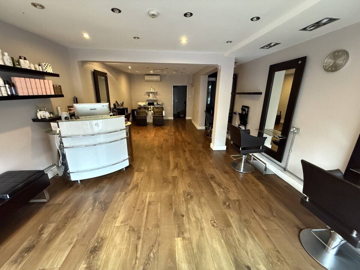 Hair Salon for Sale Apsley Hemel Hempstead Photo 2