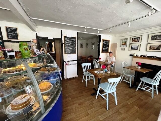 Café & Delicatessen With A Range Of Hot Foods, Salads And Cakes for Sale
