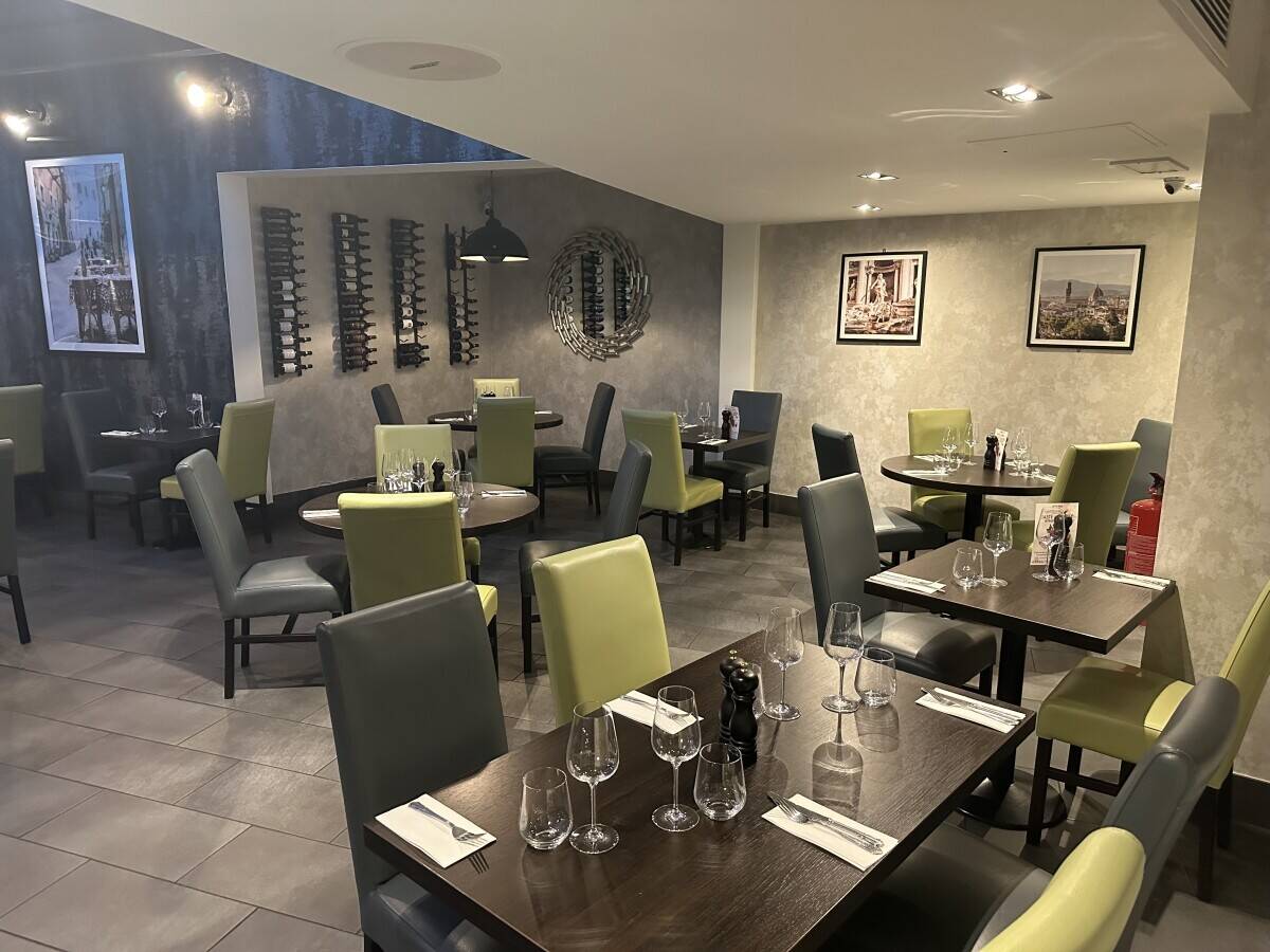 Italian Restaurant Photo 3