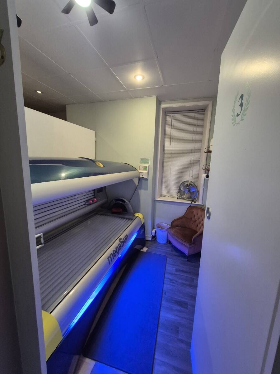 Established Tanning Salon for Sale – BB4 Village Location